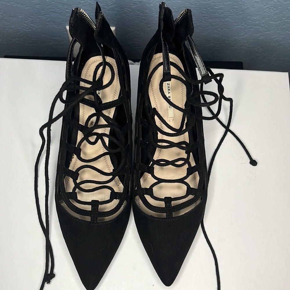 Zara Basic black suede lace up kitten heels size 7